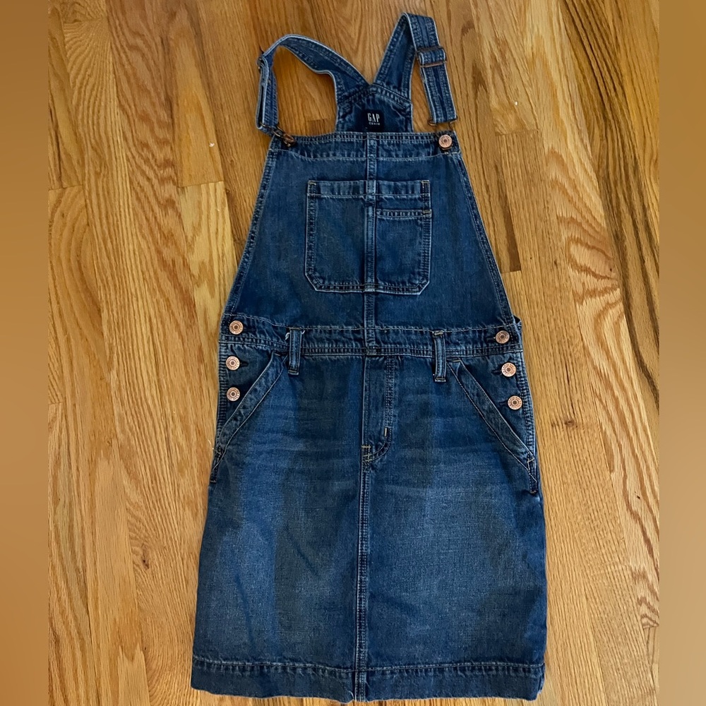 Gap girls denim skirt overalls. Size XL.